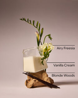 Vanilla Cloud 3-Wick Candle image number null